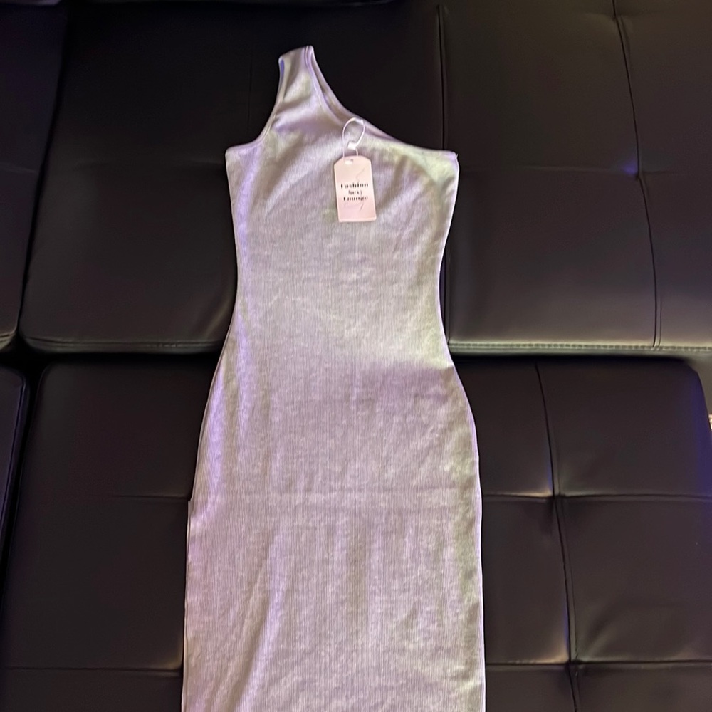 Maxi dress split on side